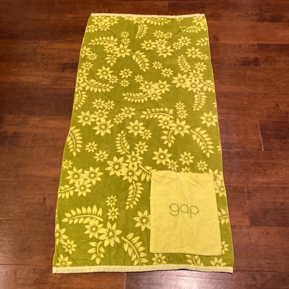 Gap Kids Beach Towel